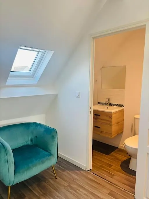 Charmant Studio 6 Avec Jacuzzi A Quéven